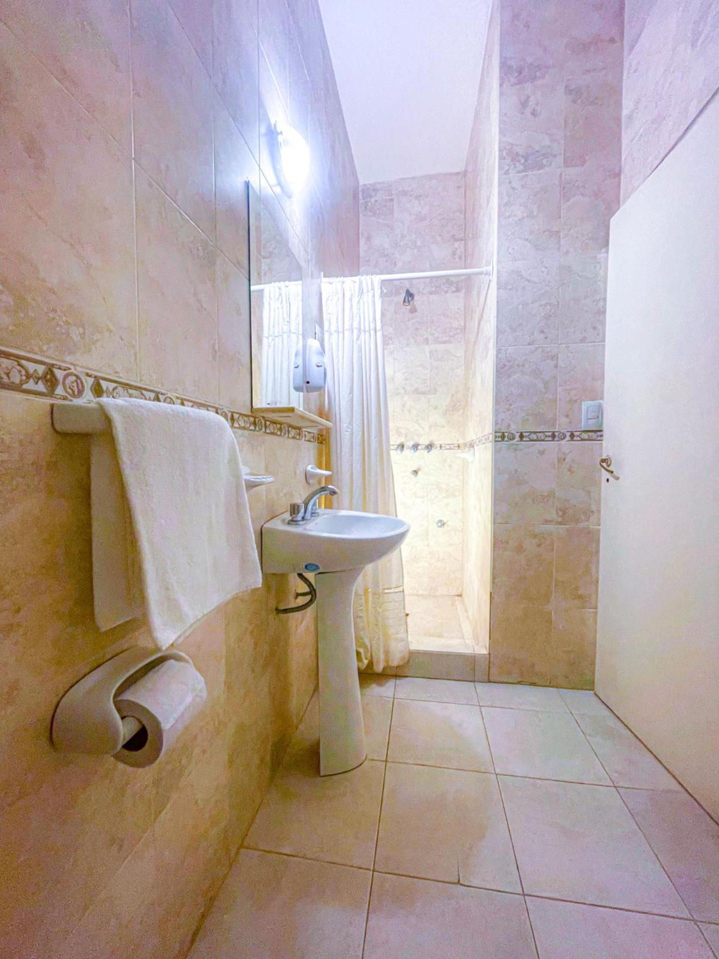 Nuevo Hotel Bristol サンティアゴ・デル・エステロ エクステリア 写真